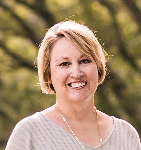 Jen D headshot higher res